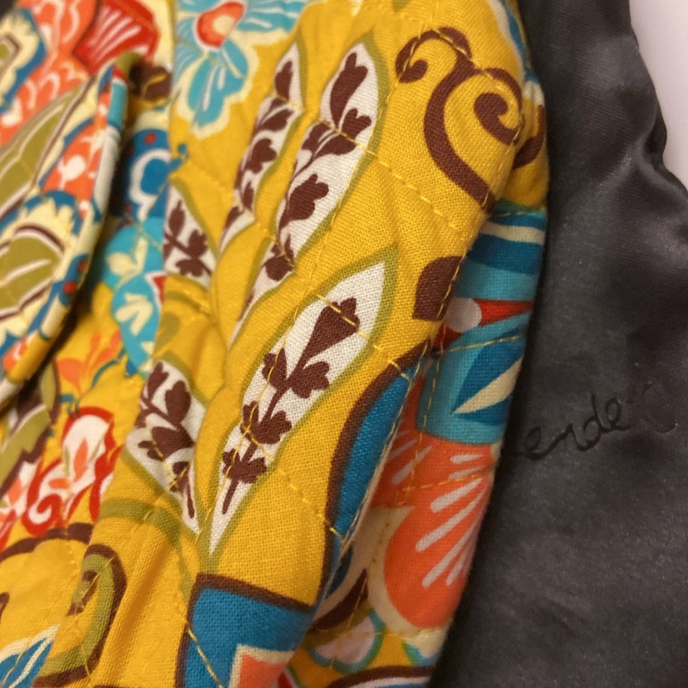 Vera Bradley Colorful Floral Women's Bag - Picture 5 of 9